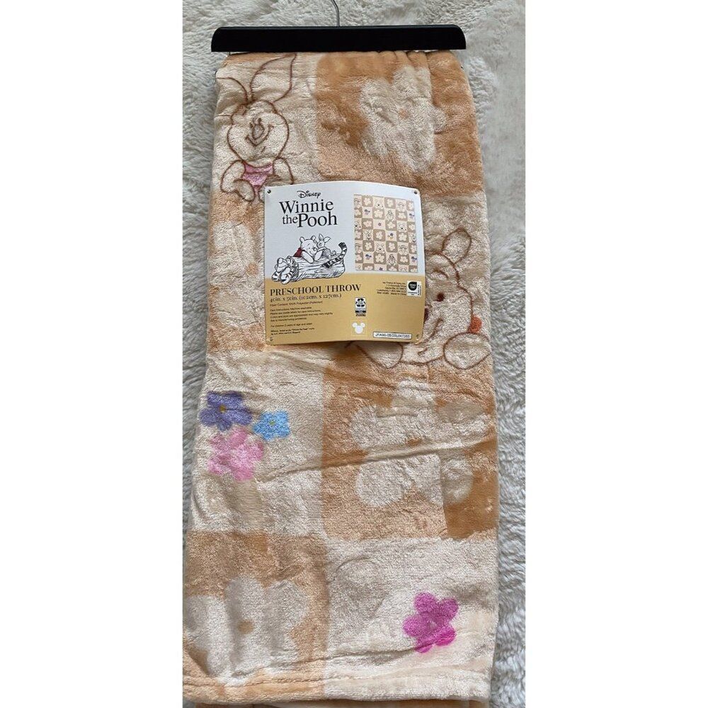 Disney Winnie The‎ Pooh Piglet Preschool Toddler Throw Blanket 40 X 50” NEW